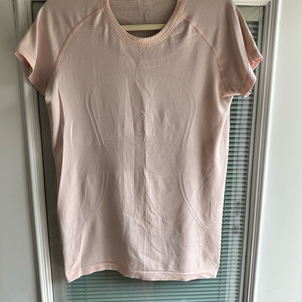 Lululemon top